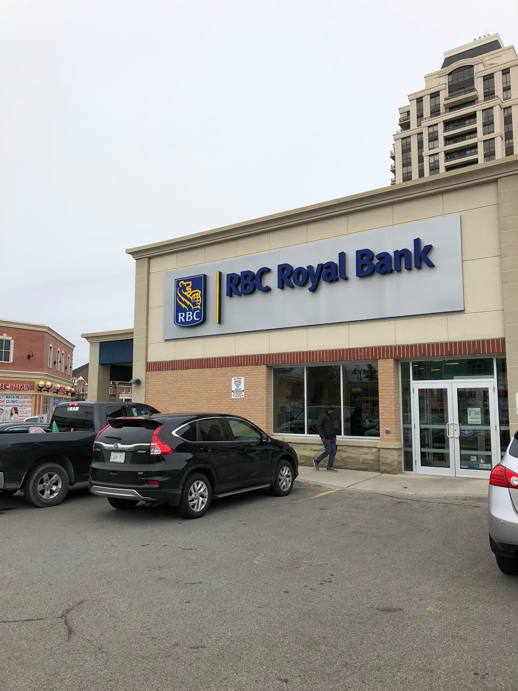 RBC Royal Bank & ATM | 9428 Markham Rd, Markham, ON L6E 0N1, Canada | Phone: (905) 294-8181