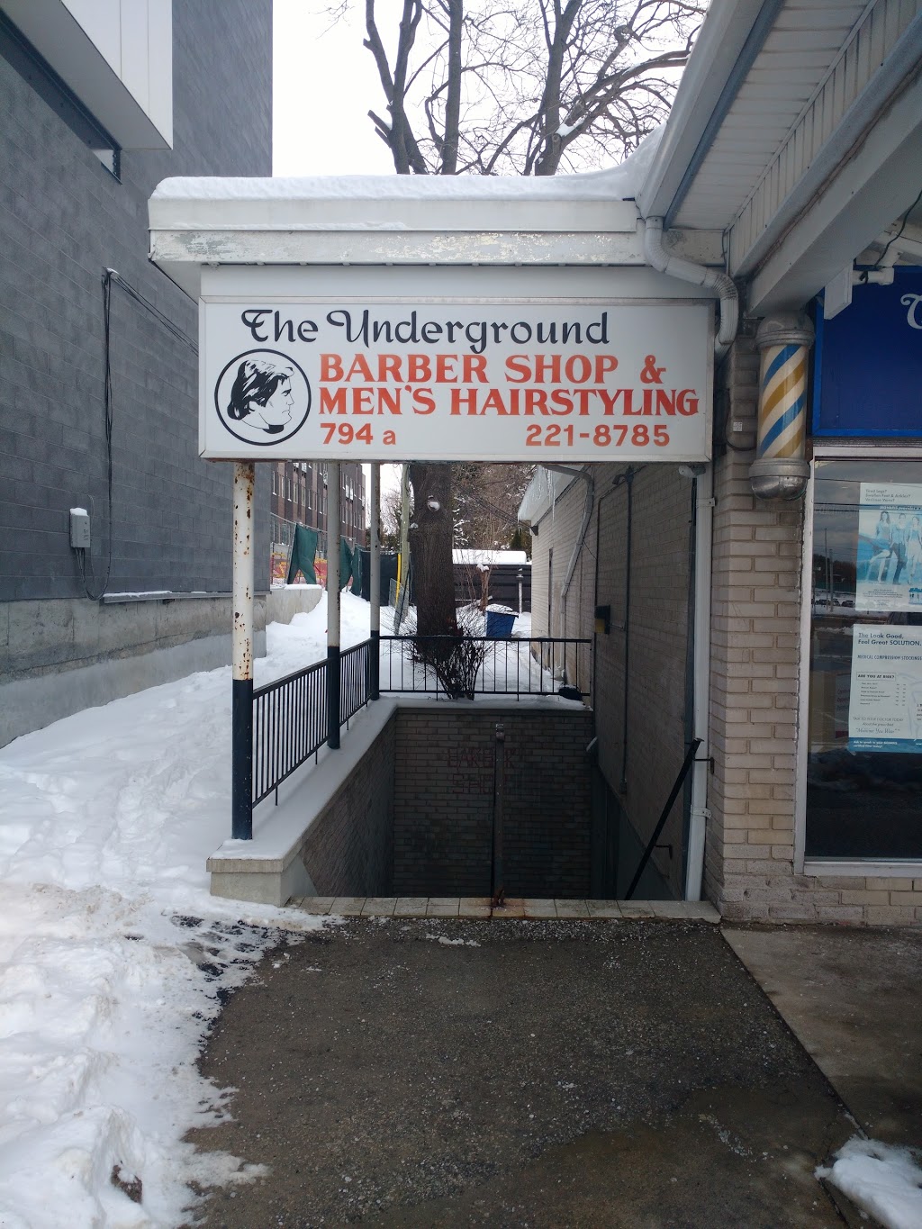 Underground Barber Shop | hair care | 794 Sheppard Ave E, North York, ON M2K 1C3, Canada | 4162218785 OR +1 416-221-8785