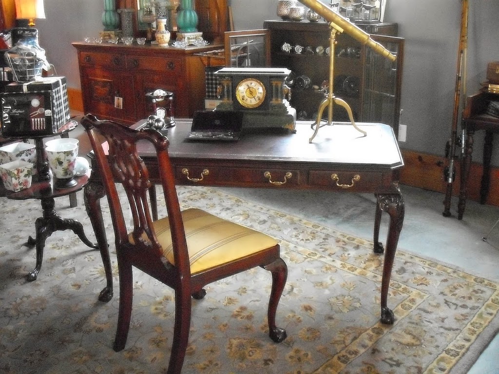 Urban Renewal Decor | 1350 Wharncliffe Rd S, London, ON N6L 1K3, Canada | Phone: (519) 652-2699
