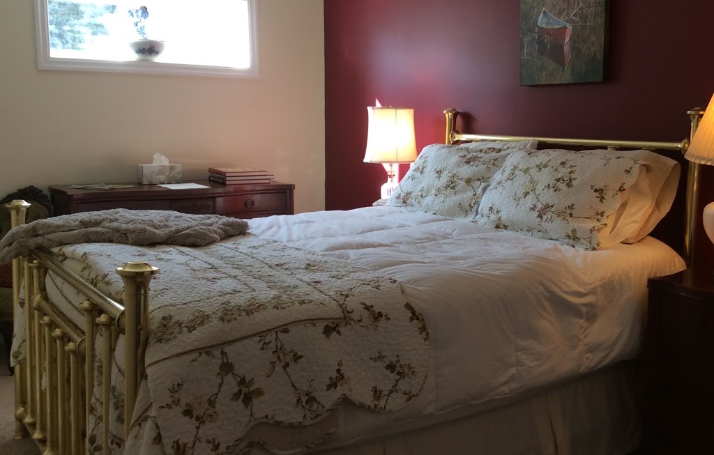 Moorelands Station B&B | 148 Moorlands Dr, Beaverton, ON L0K 1A0, Canada | Phone: (705) 426-2558