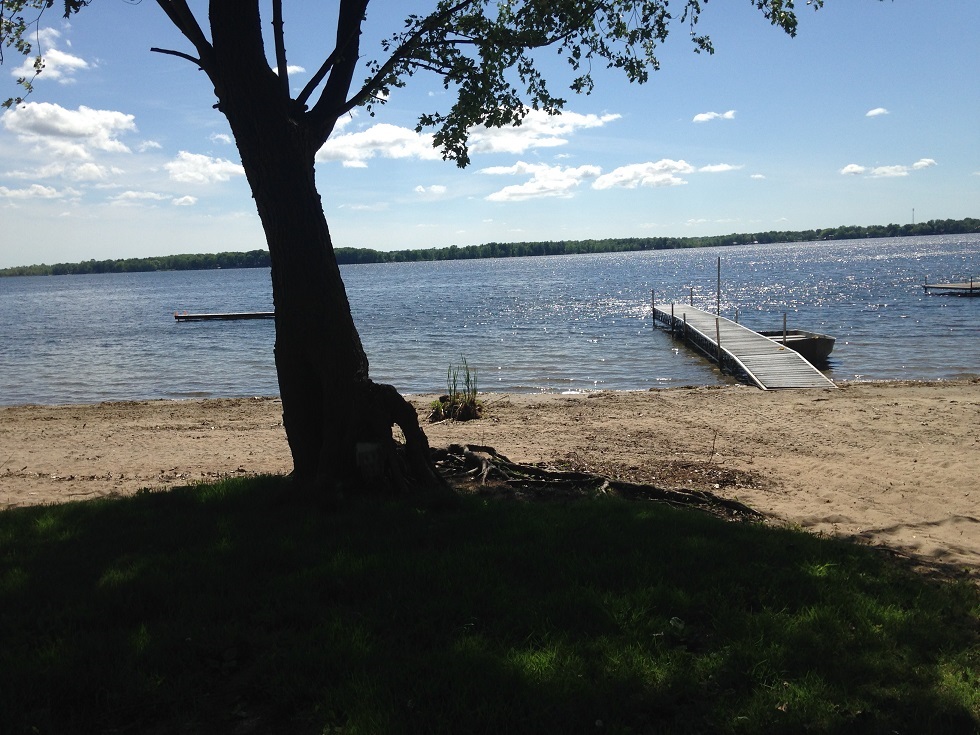 Upscale Lake Dalrymple Cottage Rental | 20 Robins Ln, Sebright, ON L0K 1W0, Canada | Phone: (647) 408-6660