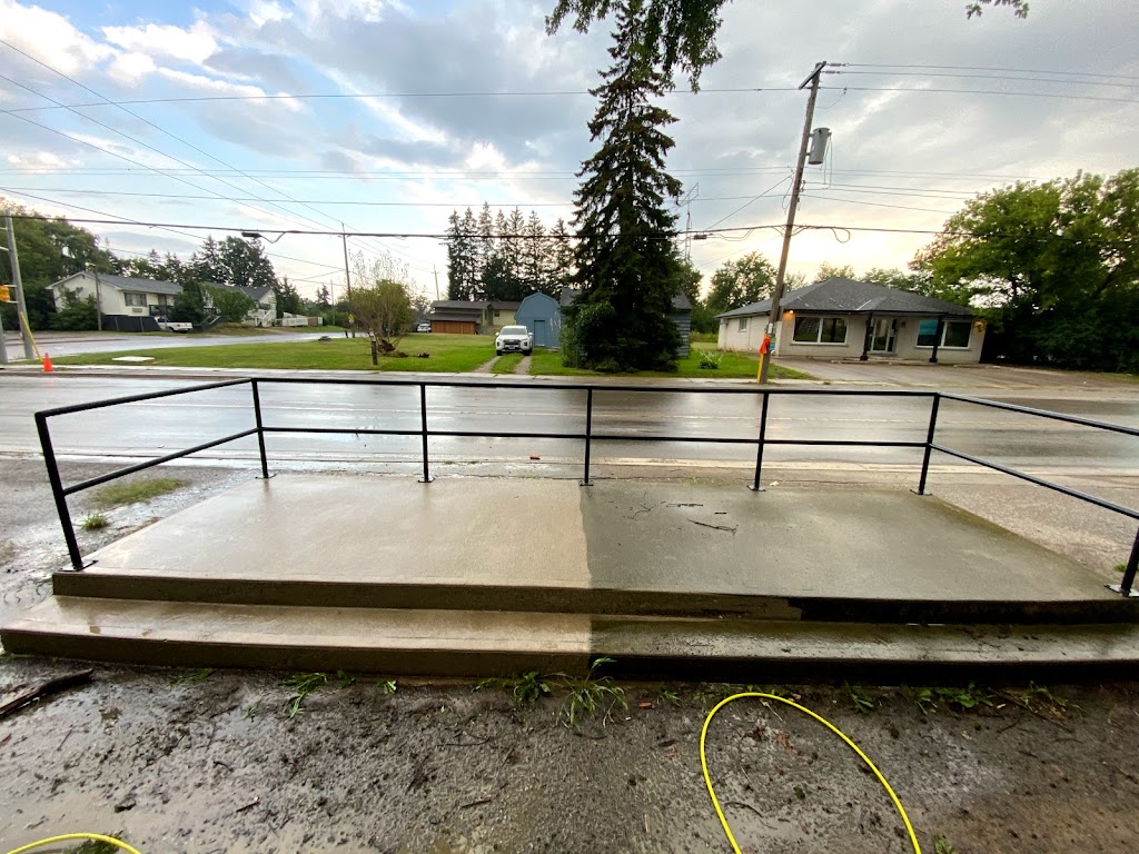 DW PowerShot Cleaning | Robinson Ave, Brantford, ON N3S 6X6, Canada | Phone: (548) 882-7608