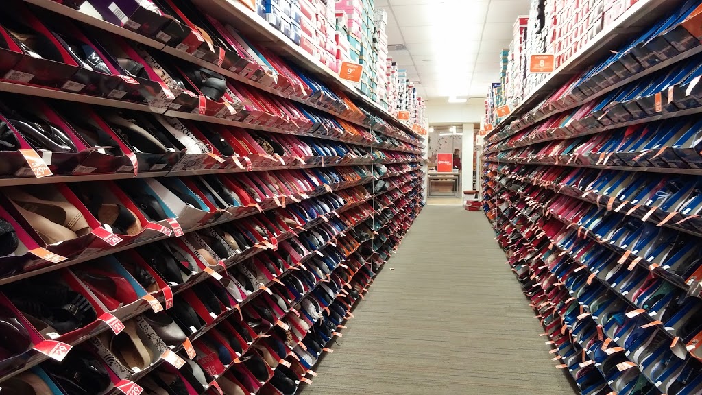 Payless ShoeSource | 261055 Crossiron Blvd UNIT 417, Rocky View No. 44, AB T4A 0G3, Canada | Phone: (403) 274-4410