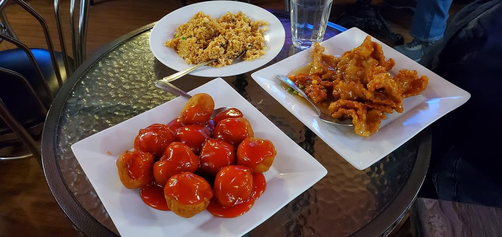 Lis Wok & Grill | 112 Front St, Wolfville, NS B4P 1A4, Canada | Phone: (902) 542-4097