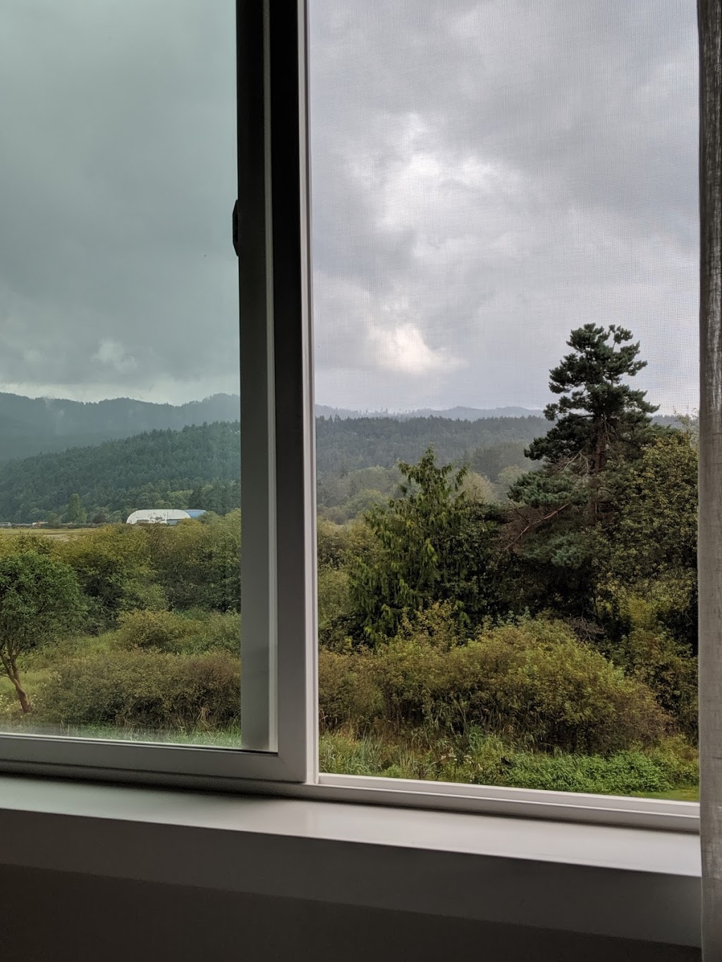 Inn The Estuary Bed Breakfast | 2991 NW Bay Rd, Nanoose Bay, BC V9P 9J9, Canada | Phone: (250) 468-9983