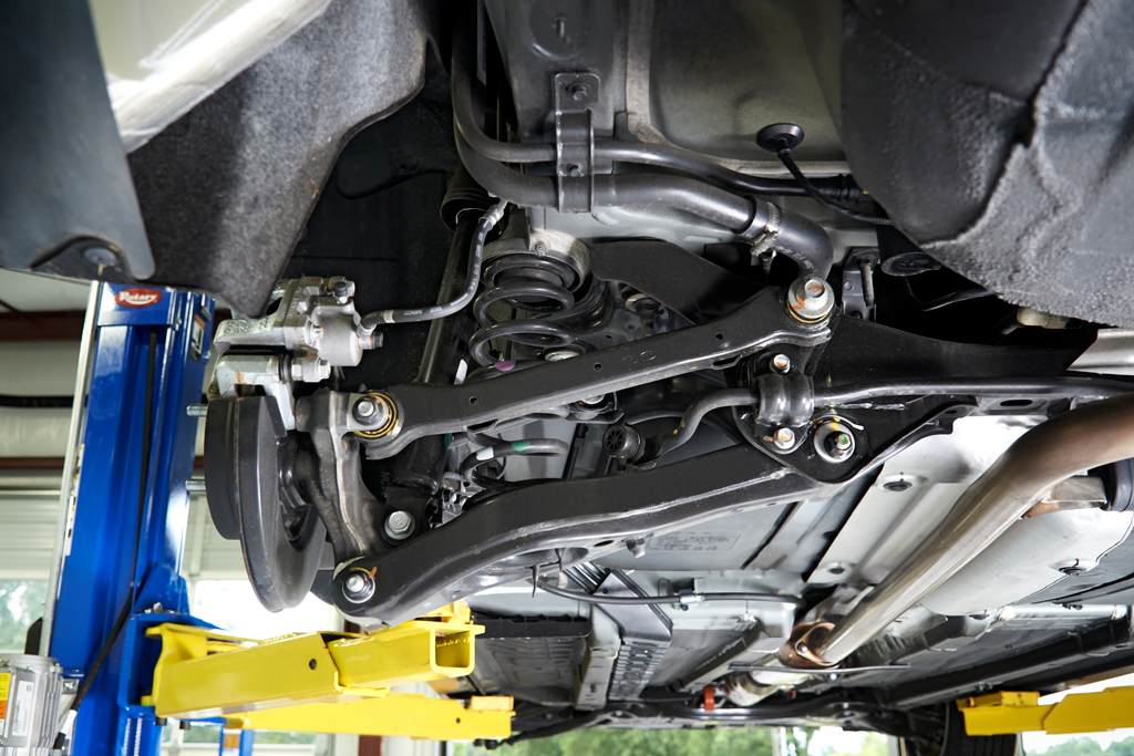 Meineke Car Care Centre | 36 Edgewater St, Ottawa, ON K2L 1V8, Canada | Phone: (613) 519-1159