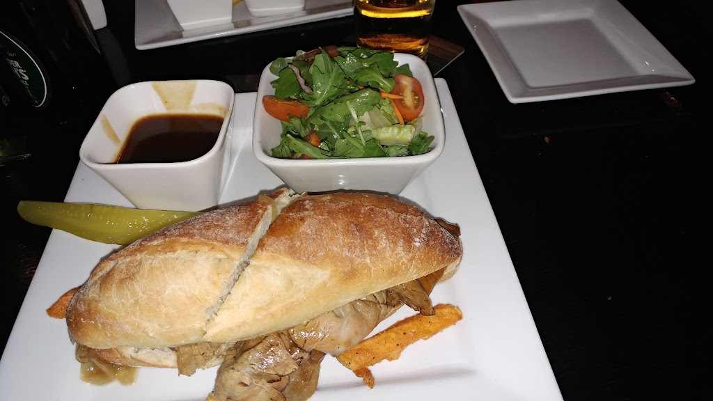 Coach House Pub | 3 Felcher Blvd, Whitchurch-Stouffville, ON L4A 7X4, Canada | Phone: (905) 640-8118