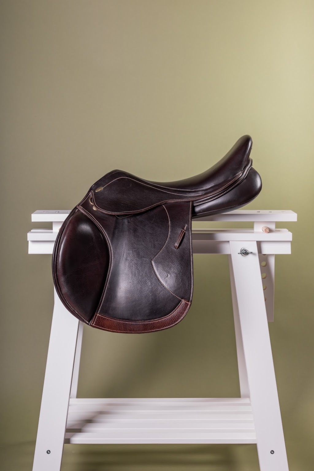 The Forward Horse | 9938 77 Ave NW, Edmonton, AB T6E 1M5, Canada | Phone: (825) 510-5599