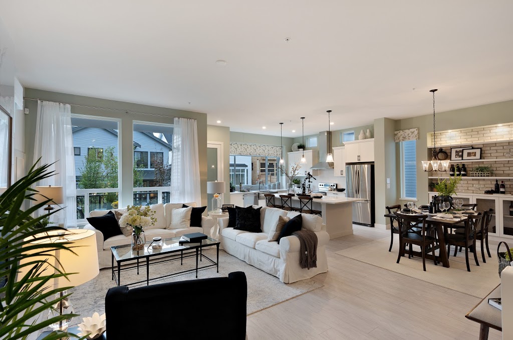 ROSLYN RIDGE | 11305 232 St, Maple Ridge, BC V2X 3R3, Canada | Phone: (604) 521-0038