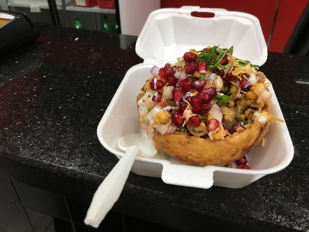 Pizza Circle | 20 Red Maple Dr #5, Brampton, ON L6X 4N7, Canada | Phone: (905) 230-3003