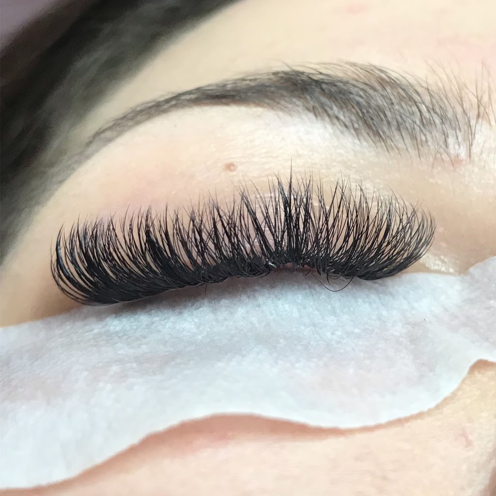 Lashes by Darby | 56 Boyne Crescent, Alliston, ON L9R 1K5, Canada | Phone: (705) 716-3824