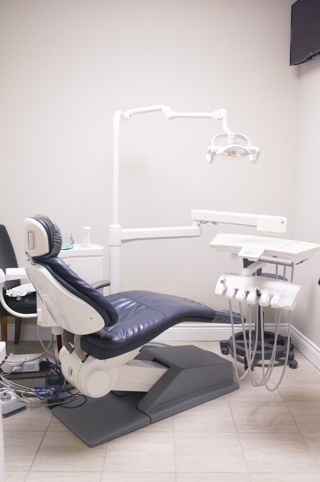 Holland River Dental - Bradford | 27 John St W, Bradford, ON L3Z 2B3, Canada | Phone: (289) 803-8885