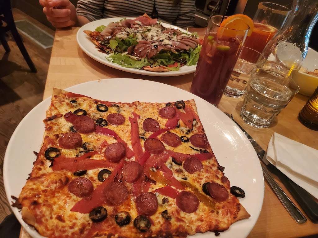 Pizzédélic Mont-Royal | 1250 Avenue du Mont-Royal E, Montréal, QC H2J 1Y3, Canada | Phone: (514) 522-2286
