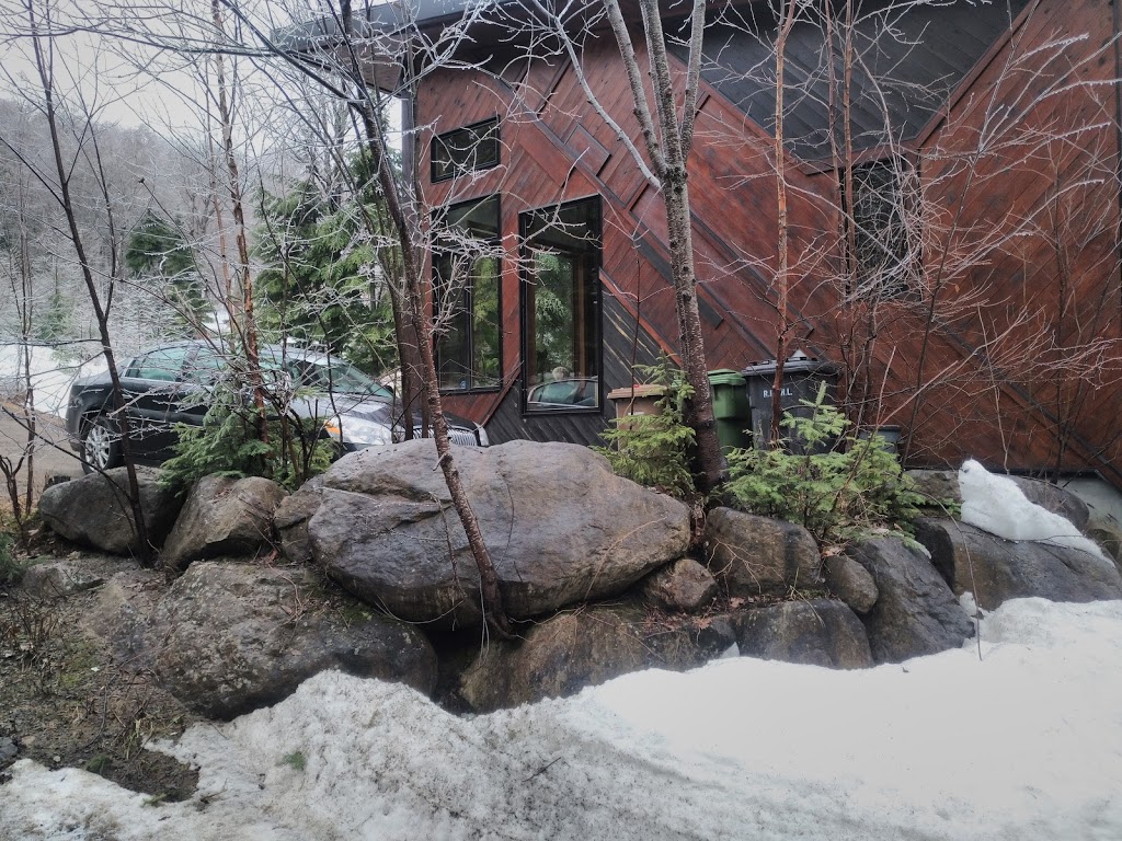 Exit Chalets - Le Sculptural | 1191 Rue de lAube, Val-David, QC J0T 2N0, Canada | Phone: (514) 893-4721