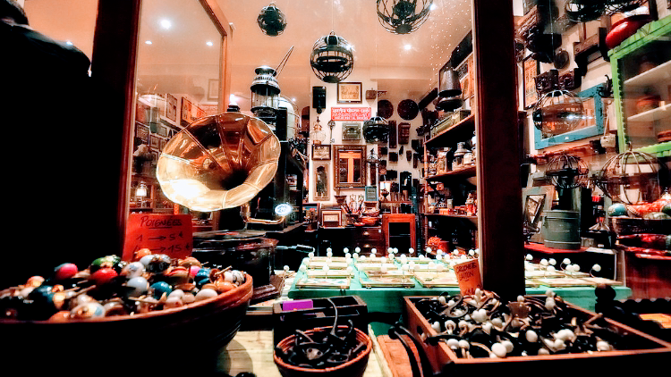 Le Bazar International | 8774 Rue Marcel-Cadieux, Montréal, QC H2M 2L1, Canada | Phone: (514) 292-2557