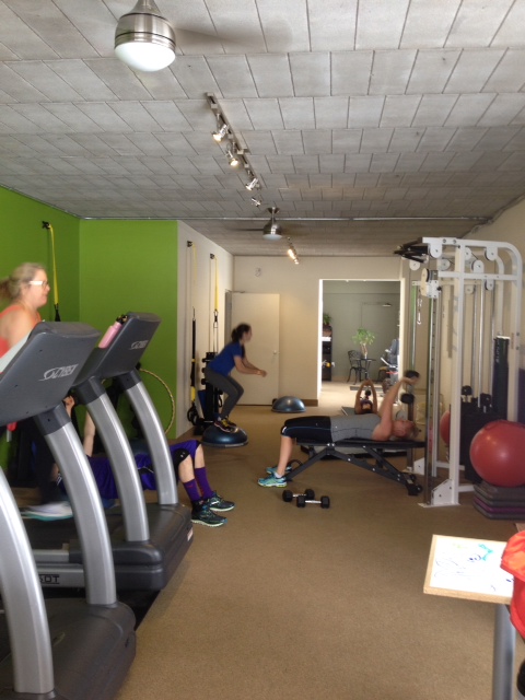 Roseland Health & Fitness | 405 Guelph Line, Burlington, ON L7R 3L4, Canada | Phone: (289) 337-0407
