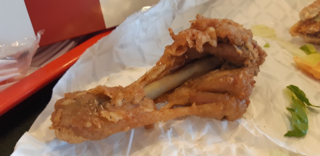 KFC | 70 First St, Collingwood, ON L9Y 1A3, Canada | Phone: (705) 445-0491