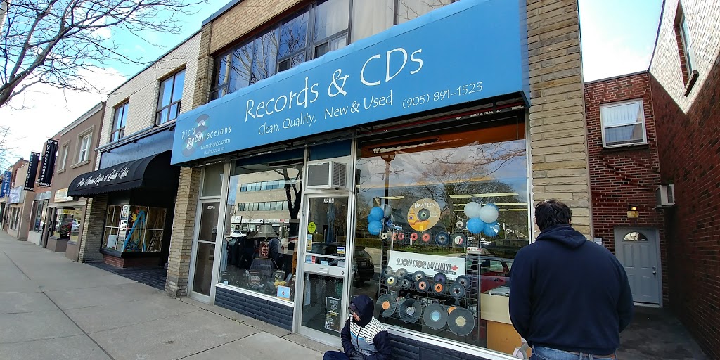 Rics Recollections | 257 Lakeshore Rd E, Mississauga, ON L5G 1G8, Canada | Phone: (905) 891-1523