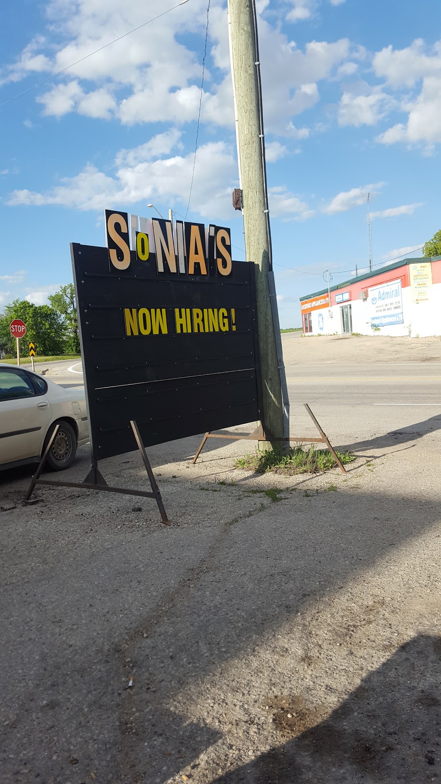 Sonias Stand | 6960 Henderson Hwy, Lockport, MB R1A 2Y9, Canada | Phone: (204) 757-2463