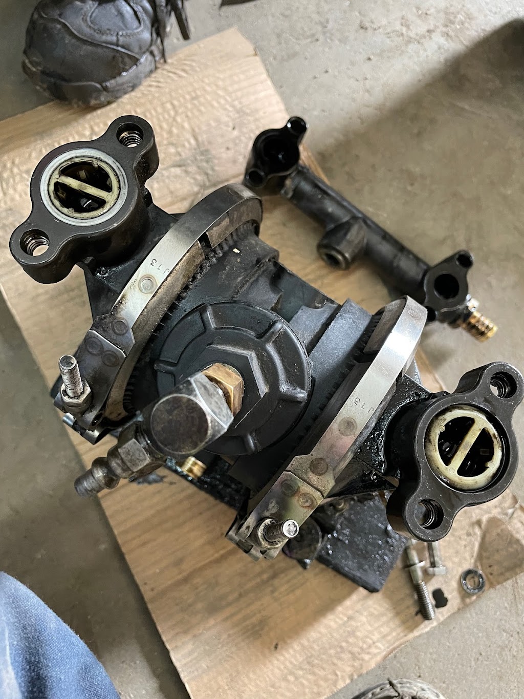 BR sons truck and trailer sevices | 358 Leila Ave, Winnipeg, MB R2V 1L9, Canada | Phone: (431) 276-9463