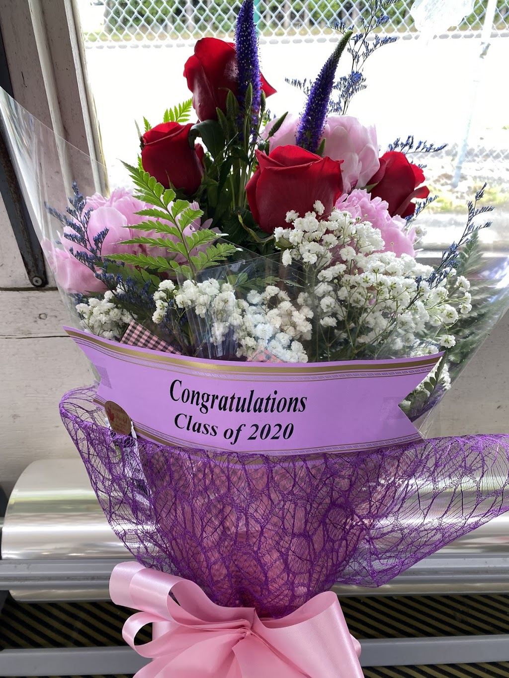 Canada Florist Burnaby | 4726 Canada Way, Burnaby, BC V5G 1L2, Canada | Phone: (604) 298-0522