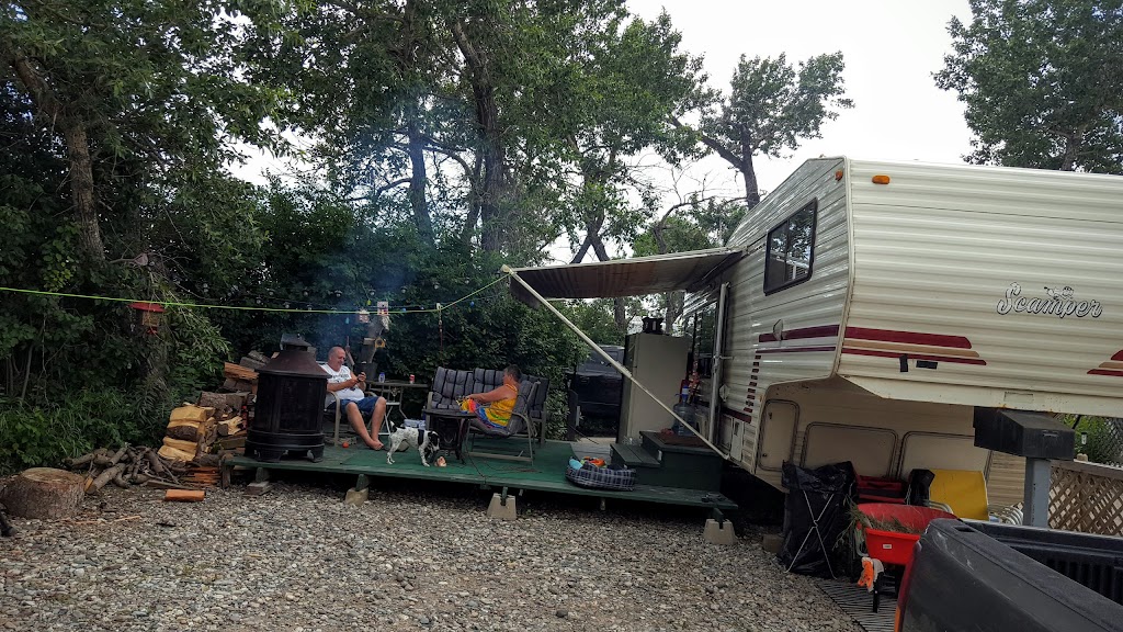 Highland Campground | Box 2218, Macleod, Cardston County, AB T0L 0Z0, Canada | Phone: (403) 553-2570