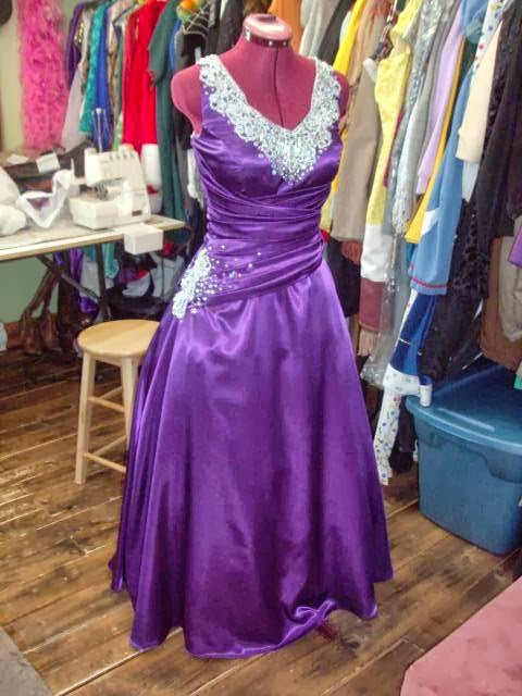 Julie Plante couturière.enr | 1121 Ave Principale, Saint-Élie, QC G0X 2N0, Canada | Phone: (819) 221-3447