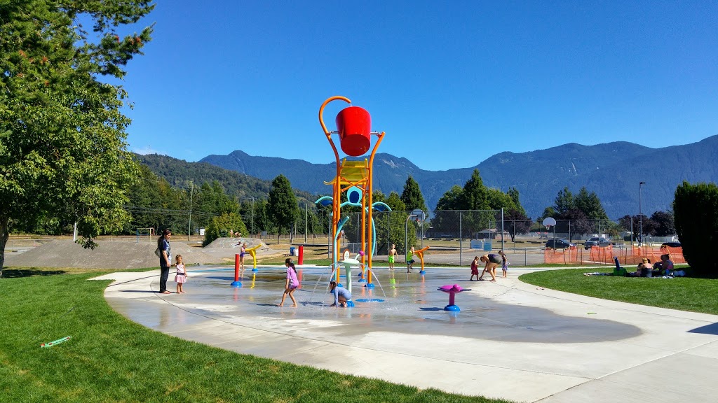 Centennial Spray Park | 6660 Pioneer Ave, Agassiz, BC V0M 1A3, Canada | Phone: (604) 796-8891