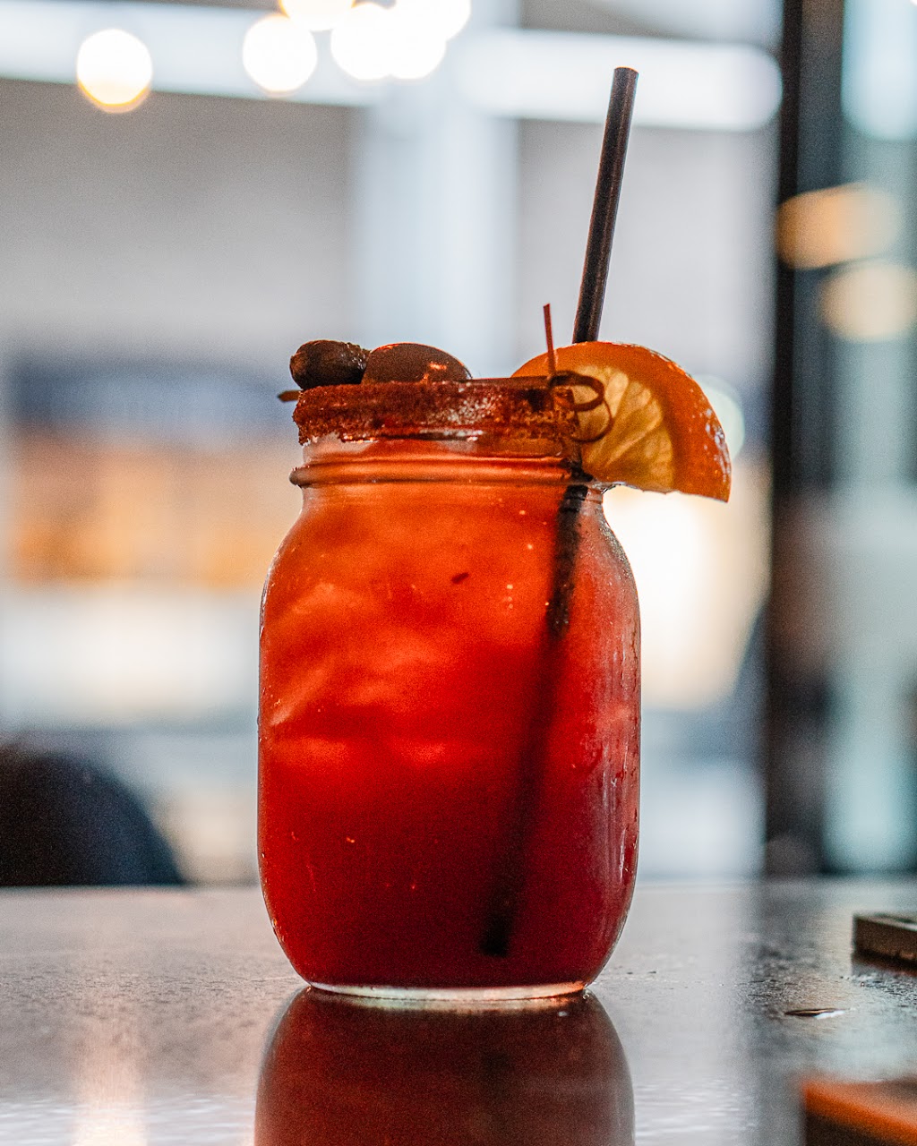 La Taverne | 3003 Boul. le Carrefour, Laval, QC H7P 5X9, Canada | Phone: (450) 681-0576