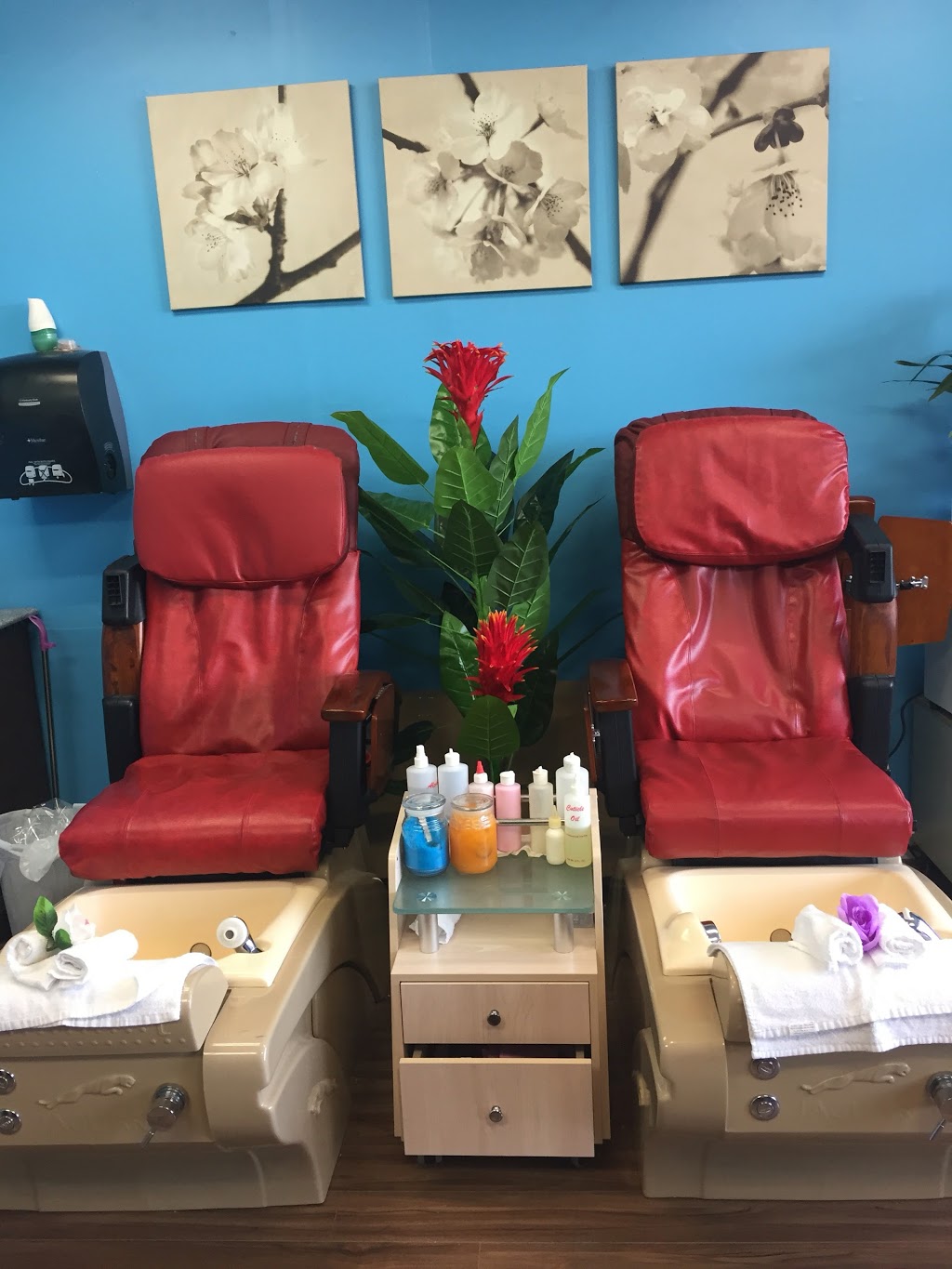 glams nail studio | 3H7, 3091 271 St, Langley Twp, BC V4W 3X3, Canada | Phone: (604) 856-8857
