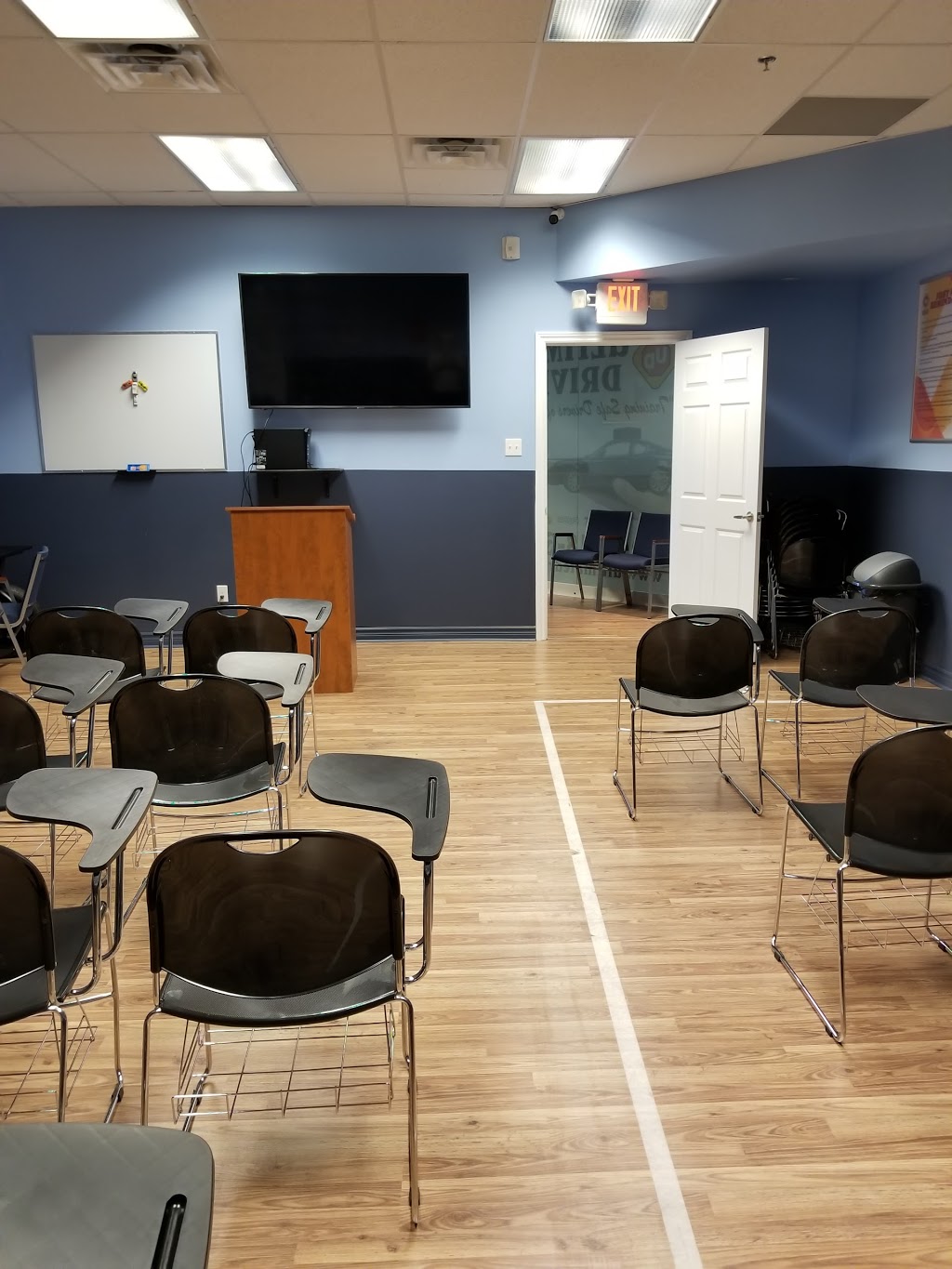 Ultimate Drivers - Mississauga Driving School | 3173 Erindale Station Rd, Mississauga, ON L5C 1Y5, Canada | Phone: (905) 848-6565