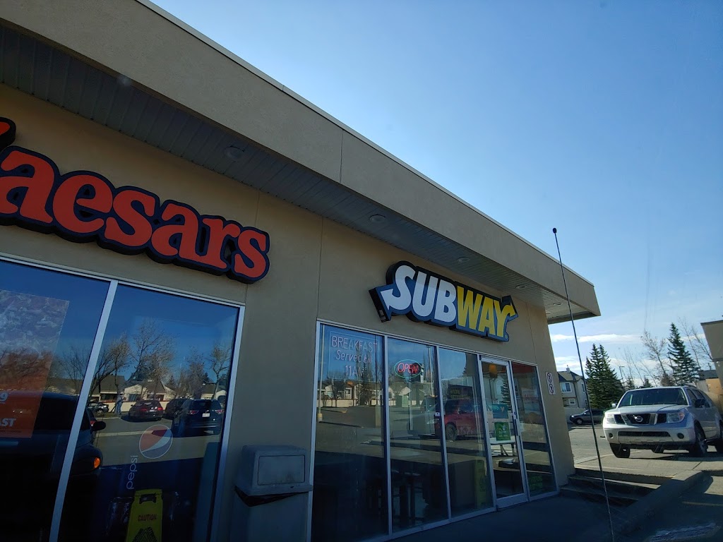 Subway | Sandstone Village, 66 Sandarac Dr NW Unit 204, Calgary, AB T3K 3V2, Canada | Phone: (403) 275-1120