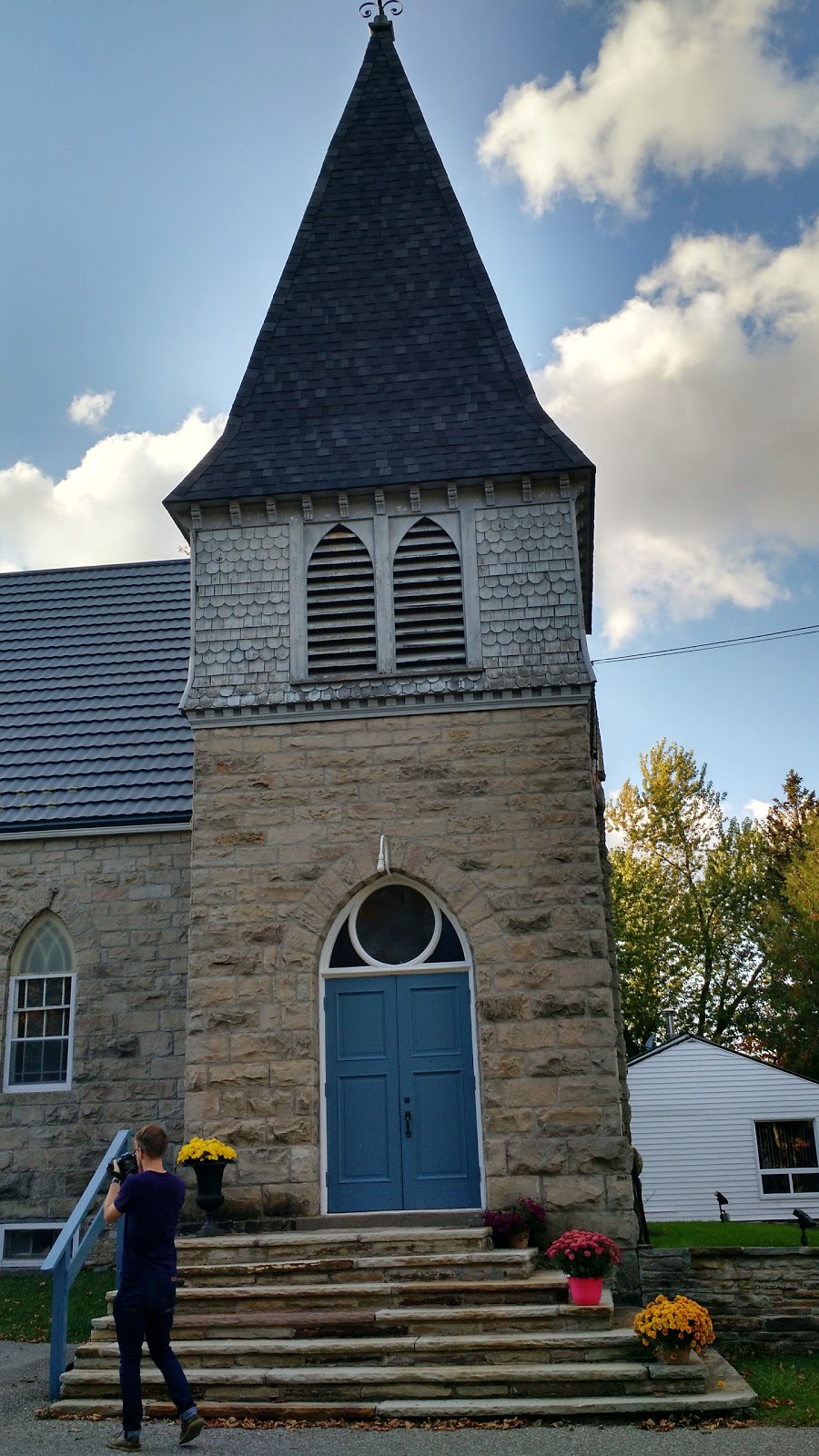 Belfountain Village Church | 17258 Old Main St, Belfountain, ON L7K 0E6, Canada | Phone: (519) 927-3165