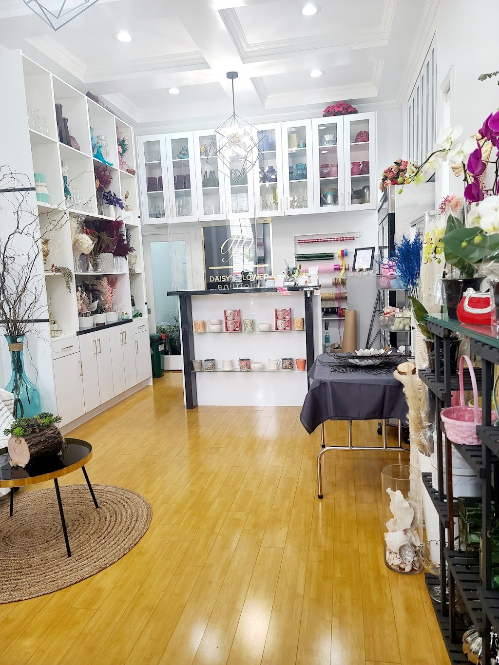 Daisys Flower Boutique | 6966 148 St, Surrey, BC V3S 3E2, Canada | Phone: (604) 773-9656