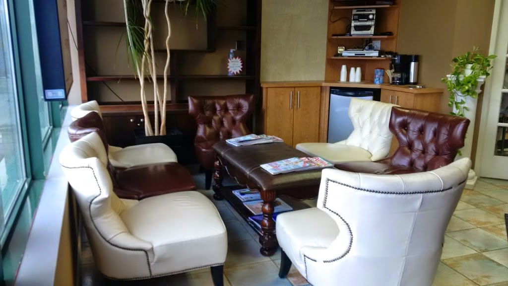 Salon Aldo | 443 The Queensway S, Keswick, ON L4P 3J4, Canada | Phone: (905) 476-7199