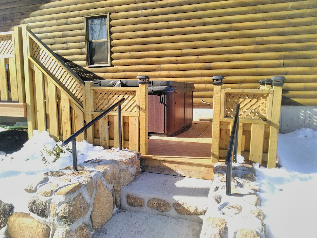Ledges Edge Lodge | 82 Black Duck Lake Rd, Springfield, NS B0R 1H0, Canada | Phone: (902) 547-2343