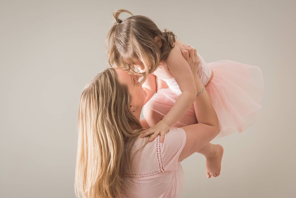 redwagon photography | 54 Ave &, 114b St NW, Edmonton, AB T6H 3M1, Canada | Phone: (780) 451-9132