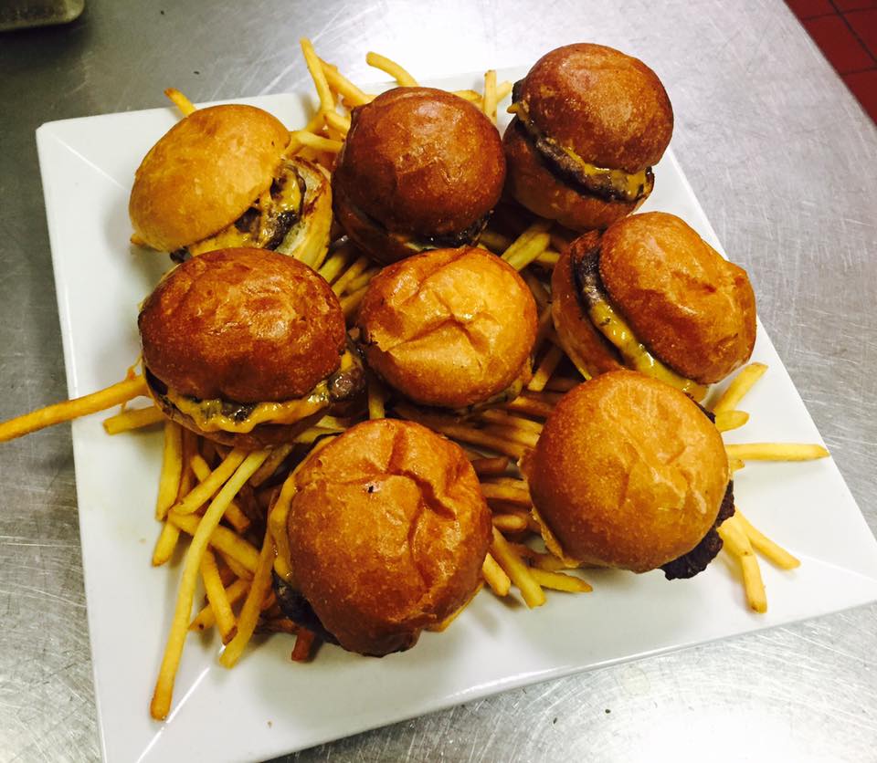 Legends | 960 Westridge Rd, Strathmore, AB T1P 1H8, Canada | Phone: (403) 934-4026
