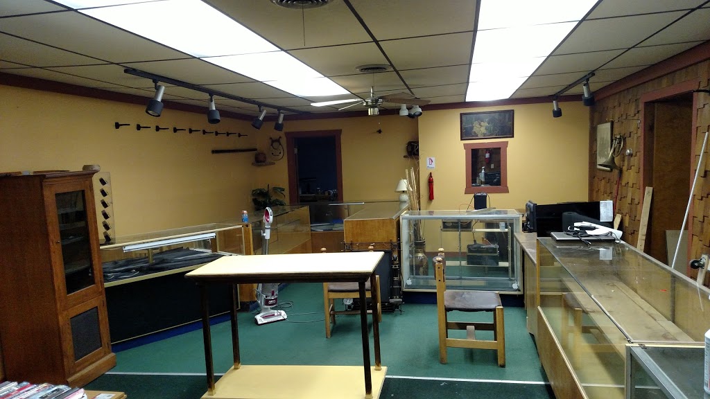 Liberty Gold and Music | 1826 South Park Ave, Buffalo, NY 14220, USA | Phone: (716) 821-7965