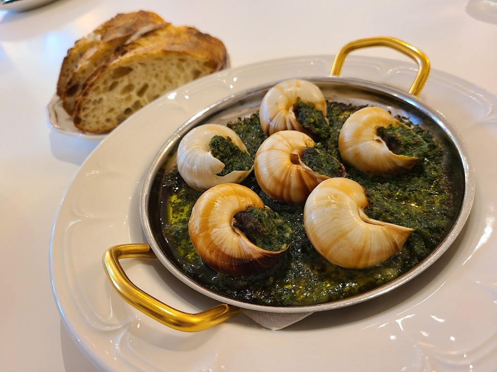 La Petite Iza | 10926 88 Ave NW 3rd floor, Edmonton, AB T6G 0Z1, Canada | Phone: (780) 435-0083