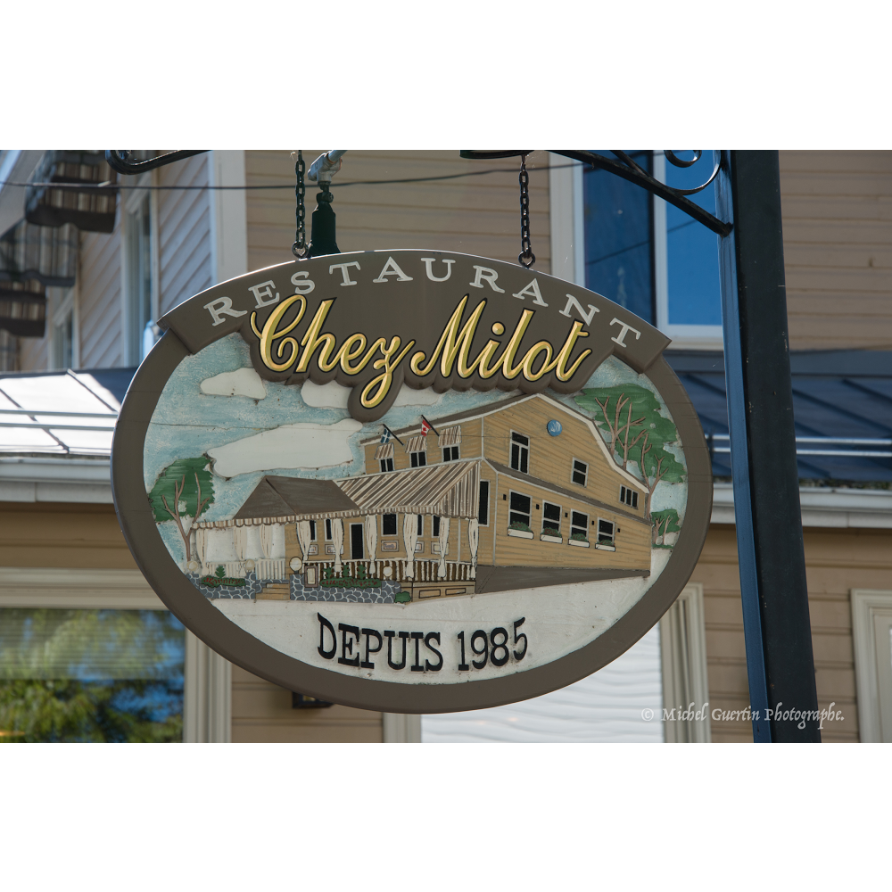 Chez Milot | 958 Rue Valiquette, Sainte-Adèle, QC J8B 2M3, Canada | Phone: (450) 229-2838