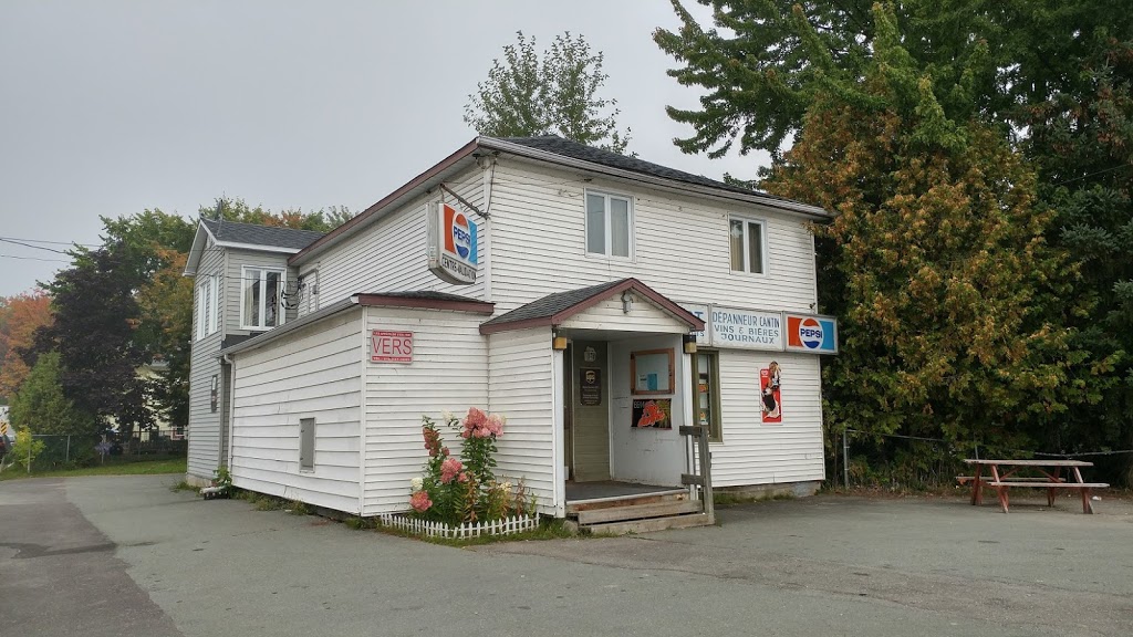 Depaneur Tantin | 149 Rue du Curé-LaRocque, Sherbrooke, QC J1C 0T2, Canada | Phone: (819) 846-2865