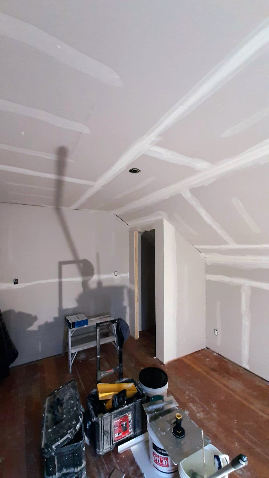 Stewart Drywall | 236 Martin Dr, Ilderton, ON N0M 2A0, Canada | Phone: (519) 701-0079