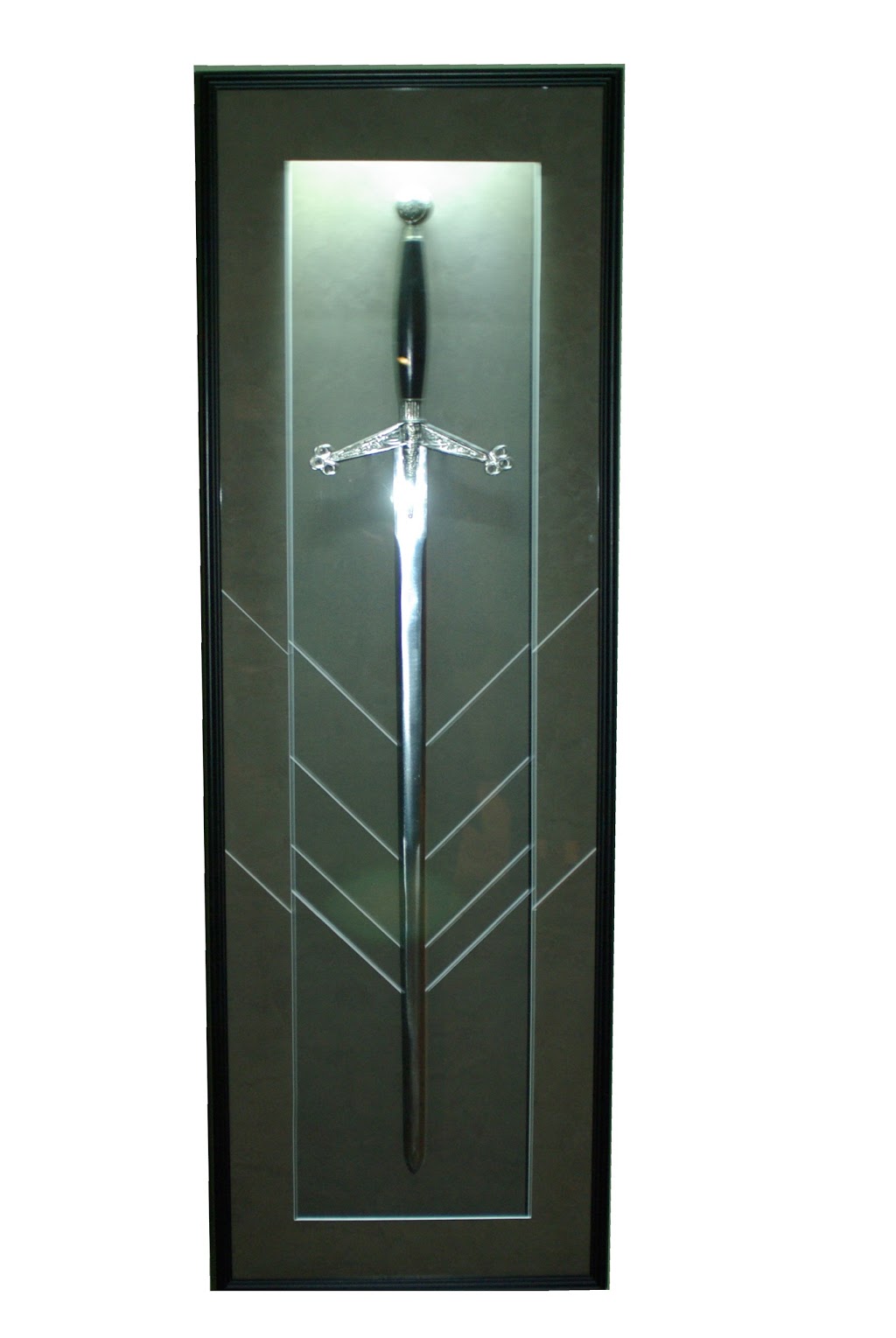 On Display Custom Framing | 27 Elmvale Crescent, Winnipeg, MB R3R 2S3, Canada | Phone: (204) 297-9382