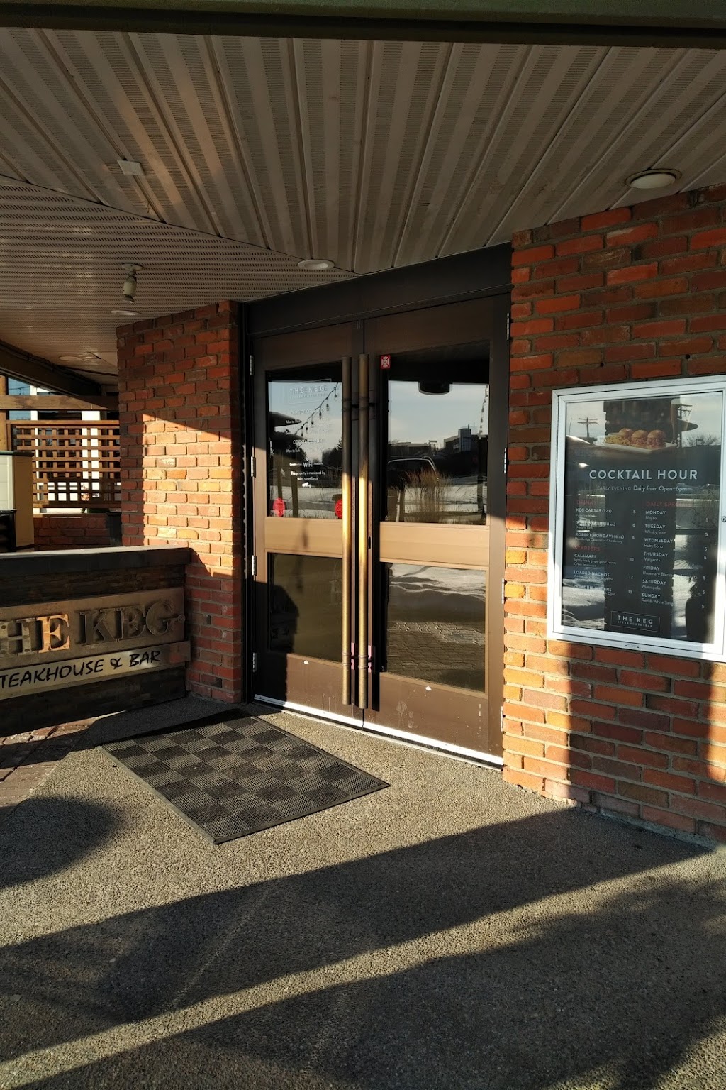 The Keg Steakhouse + Bar - Macleod Trail | 7104 Macleod Trail, Calgary, AB T2H 0L3, Canada | Phone: (403) 253-2534