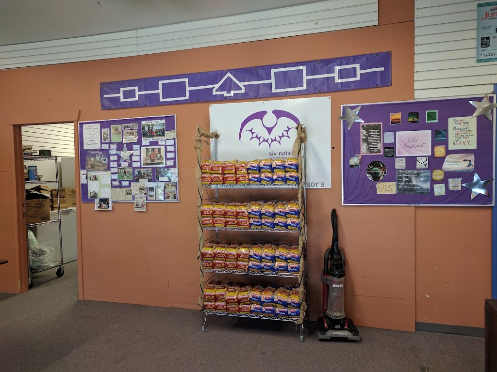 Six Nations Community Food Bank | 20 Cao Ln, Ohsweken, ON N0A 1M0, Canada | Phone: (519) 771-0025
