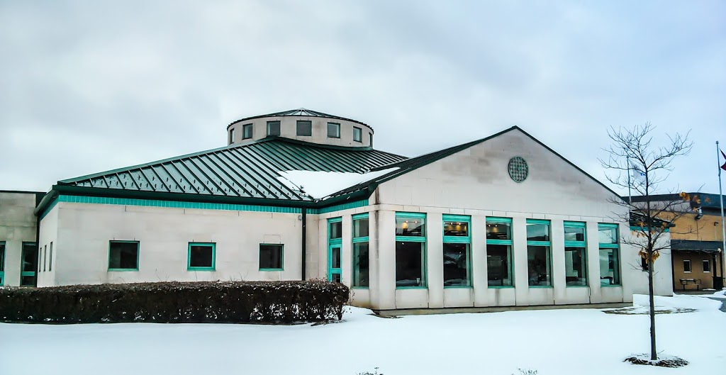 Ansley Grove Library | 350 Ansley Grove Rd, Woodbridge, ON L4L 3W4, Canada | Phone: (905) 653-7323