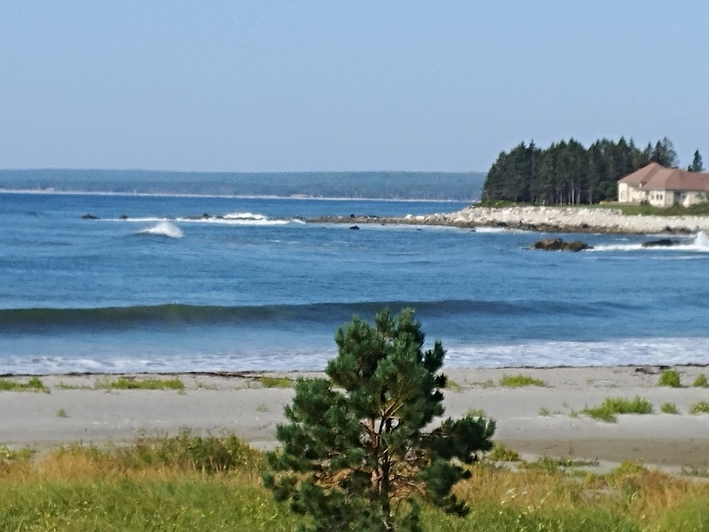 Captains Quarters Cottages | 6731 Highway 3, Hunts Point, NS B0T 1G0, Canada | Phone: (902) 683-2491