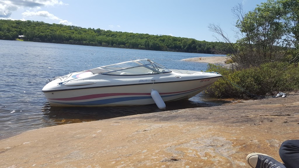 Point Pleasant Marina | 32 Point Pleasant Rd, Parry Sound, ON P2A 2X2, Canada | Phone: (705) 746-9671
