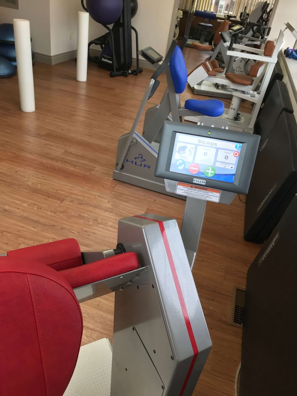 Marathon Fitness Personal Training Studio | 99 Six Point Rd, Etobicoke, ON M8Z 2X3, Canada | Phone: (416) 252-6221